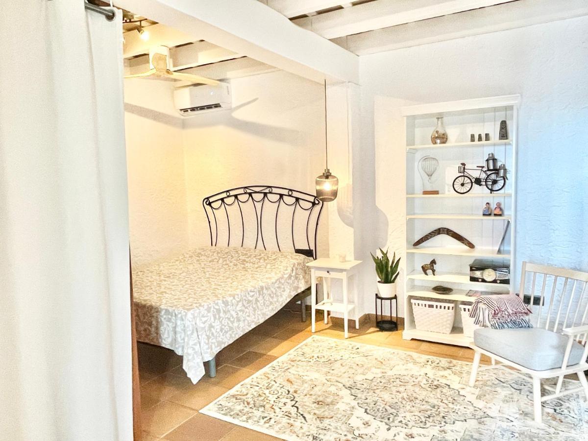 Villa Only Adults 2 Pax - Piscina Privada - A/C - Wifi - Bbq Blanes Ngoại thất bức ảnh
